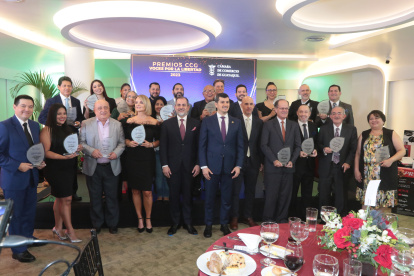 Durante el evento se reconoció la labor de 23 profesionales de la comunicación.