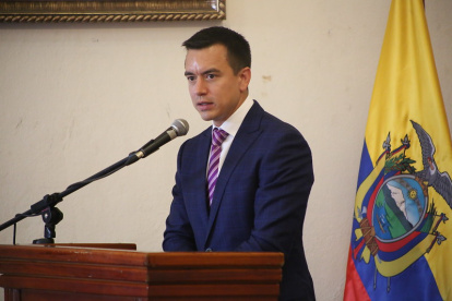 El Presidente de la República, Daniel Noboa durante su visita a Cuenca.