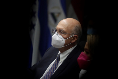 Fotografía de archivo fechada el 21 de julio de 2021 del expresidente de El Salvador Alfredo Cristiani Alfredo Cristiani (1989-1994)