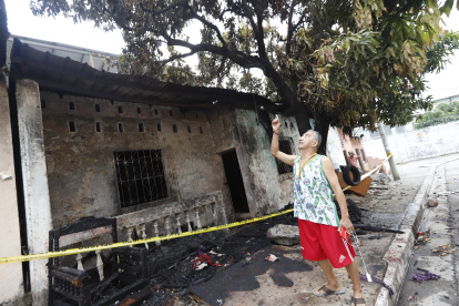 El fuego consumió la vivienda de Juan Carlos Maruri, la madrugada de este domingo 24 de diciembre.