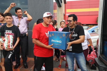 Los voceadores de EXPRESO y EXTRA asistieron con sus familias.