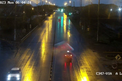 Vía a la costa. Las cámaras de vigilancia captaron la lluvia en varios puntos de Guayaquil
