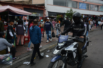 Policía. Las unidades motorizadas hacen rondas en el Centro Histórico, una de las zonas más concurridas por sus ofertas