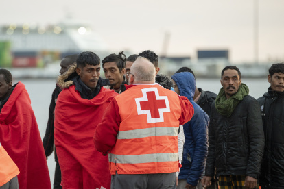 La llegada de inmigrantes a Canarias se incrementó de manera significativa a partir del pasado mes de agosto, con algunos momentos de gran afluencia que pusieron en apuros a los servicvios de acogida.