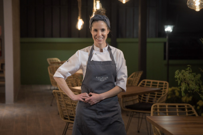 Chef.- Carolina Sánchez, ecuatoriana que tiene una Estrella Michelin por el restaurante que administra junto a su esposo Iñaqui, en España.