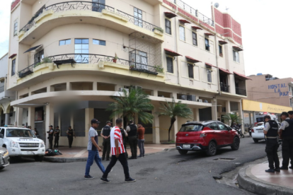 Roban un banco en pleno centro de Durán