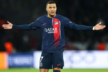 Real Madrid y equipos árabes estarían interesados en fichar a Mbappé.