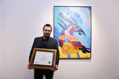 Renato Vargas (foto) obtuvo el primer lugar con su obra Despertar. El segundo fue para Lucho (nombre artístico), con Integridad, y en el tercer lugar, con un empate técnico, se nombró a Micaela Vargas, con  Srom Eden, y Pablo Dávalos, con Payaso.