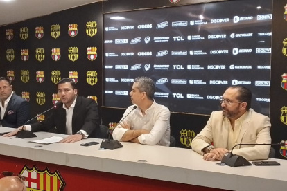 Antonio Álvarez y la nueva directiva en la primera convocatoria de prensa del 2024