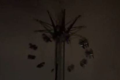 Los juegos del parque Samanes quedaron paralizados con usuarios aún en ellos.