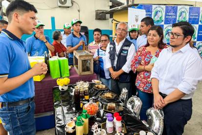 El ministro de Educación, Daniel Calderón, participó de una feria estudiantil, semanas atrás.