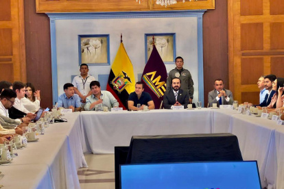 El presidente Daniel Noboa y el titular de la AME, Patricio Maldonado.