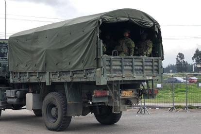 Seguridad. A la cárcel de Cotopaxi llegaron militares de la Brigada Patria.