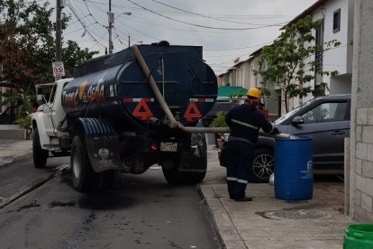 Días atrás, otras ciudadelas de Guayaquil sufrieron asimismo otros cortes.