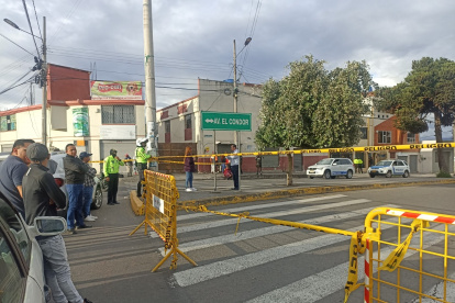 Los policías y militares cercaron ocho cuadras alrededor de la cárcel de Ambato donde hubo presunta fuga.