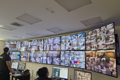Las instalaciones cuentan con un sistema de circuito cerrado con 278 cámaras de videovigilancia.