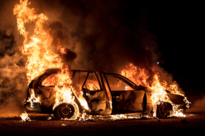 IMAGEN REFERENCIAL. Vehículos se incendiaron en El Oro.
