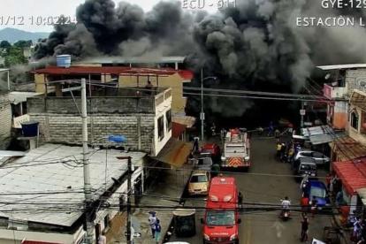 Cámaras de vigilancia captaron el incendio