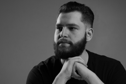 Amirali Kerimovs lidera proyectos clave en Baches App, innova con Junter y funda FindBelay para revolucionar la industria de seguros con inteligencia artificial