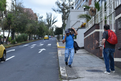 Sectores otrora residenciales cuentan hoy con movimiento comercial. Sin buses, no obstante, llegar allí es complicado.