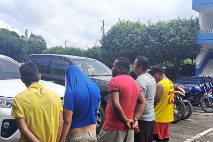 Los aprehendidos fueron puestos a ordenes de las autoridades competentes.