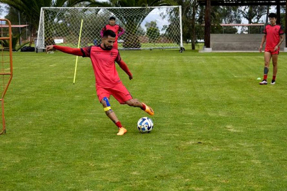 Adolfo Muñoz ya cumple con los trabajos de pretemporada en el conjunto oriental.