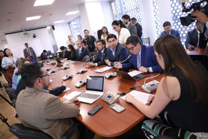 La mañana de este 17 de enero de 2024 se realizó la primera reunión en la Asamblea para tratar el aumento del IVA.