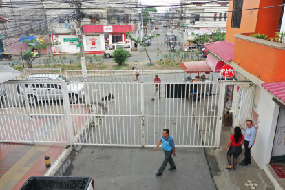 Vecinos de Las Orquídeas han iniciado más acercamientos con otras cuadras para cumplir con la ordenanza, pero además pedir al Municipio que se regule de otra forma.