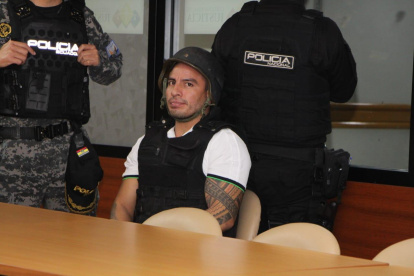 Daniel Salcedo en el edificio de la Corte Nacional de Justicia.