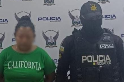 La detenida es conocida con el alias de Mamá y fue hallada en una casa en donde había explosivos.