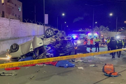 Las autoridades investigan las causas del accidente.