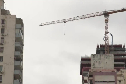 Proyecto. Una pequeña empresa dedicada a trabajos en altura para la construcción se abre paso en La Habana.