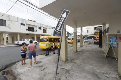 FOTO DENUNCIA, SEÑALETICA VIRADA, EN FRANCISCO DE MARCOS Y JOSÉ MASCOTE, 20 DE ENERO DEL 2024- AMELIA ANDRADE Guayaquil-Ecuador Agencia (Ag-ecpreso)