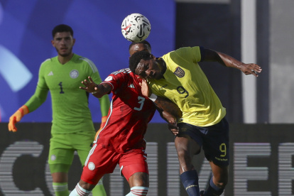 La selección de Ecuador lidera el grupo A del torneo Preolímpico, con 3 puntos.