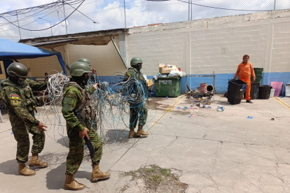 Según los militares, los cables conducían a los diferentes pabellones de la cárcel