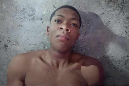 El sujeto fue agarrado durante un operativo en Esmeraldas.