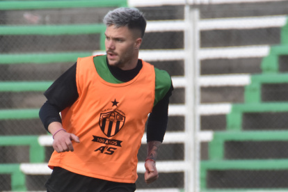 Cumbayá anunció a un delantero argentino para la temporada 2024