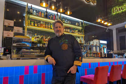 Es el chef y director de desarrollo corporativo del Grupo Perla del Pacífico en Madrid.