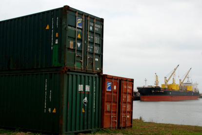 Fiscalía investiga una contratación para mejorar la insfraestructura, pero se adjudicó a una firma que no reunía los requisitos.