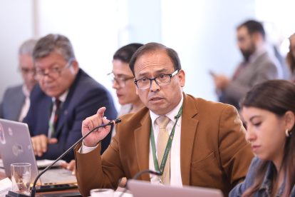 El rector universitario Arturo Rojas expuso la situación de las universidades públicas en la Comisión de Educación de la Asamblea Nacional.