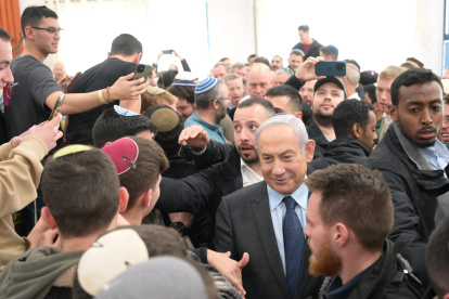 El primer ministro israelí, Benjamín Netanyahu, en un recorrido reciente.