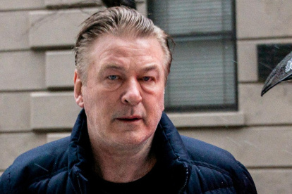 Alec Baldwin tendrá que demostrar, una vez más, que desconocía que el arma estaba cargada con una bala de verdad.
