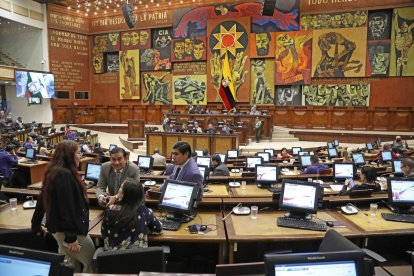 Discusión. El pleno de la Asamblea Nacional sesionó ayer para abordar en primer debate el cuarto proyecto urgente del presidente Noboa.