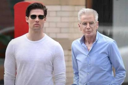 Calvin Klein y su novio.