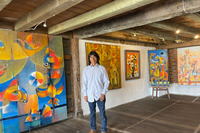 Arte. Treinta piezas pequeñas y medianas conforman la muestra.