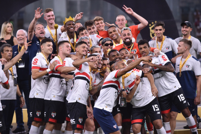 Robert Arboleda es campeón con Sao Paulo de la Supercopa de Brasil