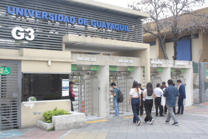 Referencial. El proceso de postulación para la admisión se realiza de manera virtual con el dígito 0.