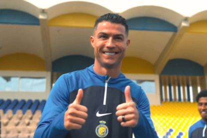 El Al Nassr celebro el cumpleaños del Portugués