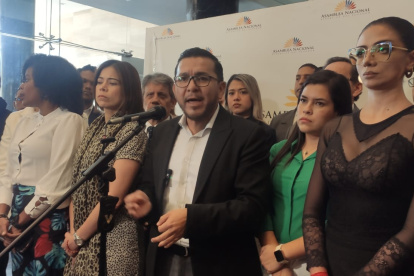 El bloque correísta dio sus declaraciones antes de ingresar al Pleno