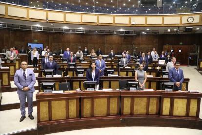 El presidente de la Asamblea Nacional, Henry Kronfle, solicitó un minuto de silencio ante el fallecimiento del expresidente de la República de Chile, Sebastián Piñera.